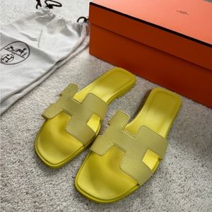 Hermes Oran Sandal - Yellow